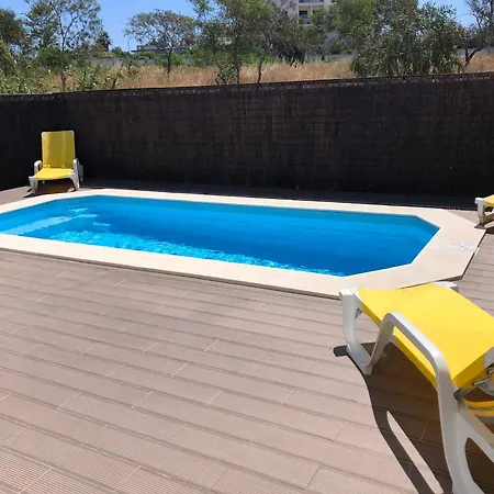 Spacious House With Private Pool In *
