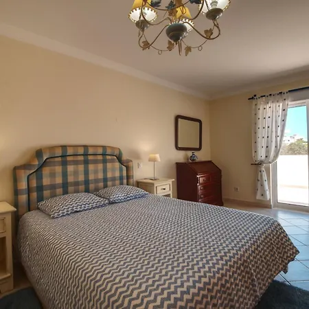 Spacious House With Private Pool In *